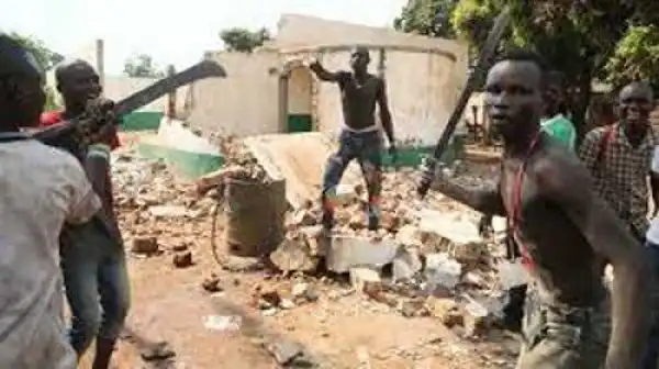 Fulani herdsmen, youths exchange bullet in Delta community
